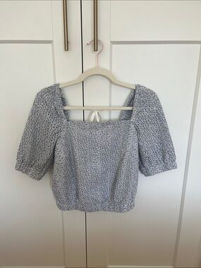 Everlane Blue Floral Square-Neck Puff Sleeve Top